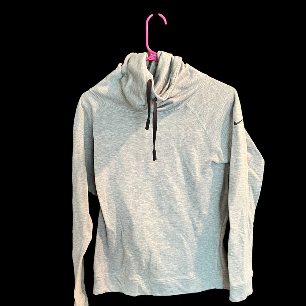 Nike Cowel Neck